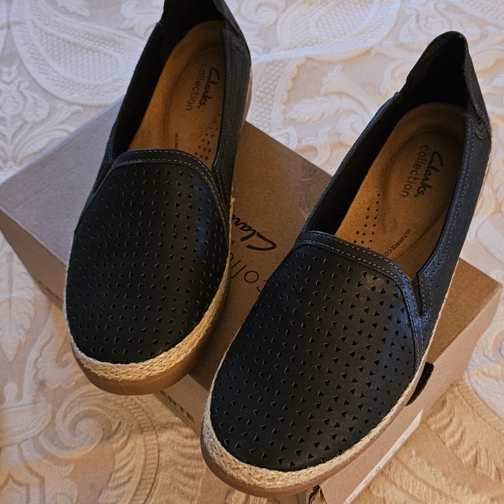 Clarks Black Espadrilles Comfortable Stylish Footwear - Picture 9 of 10
